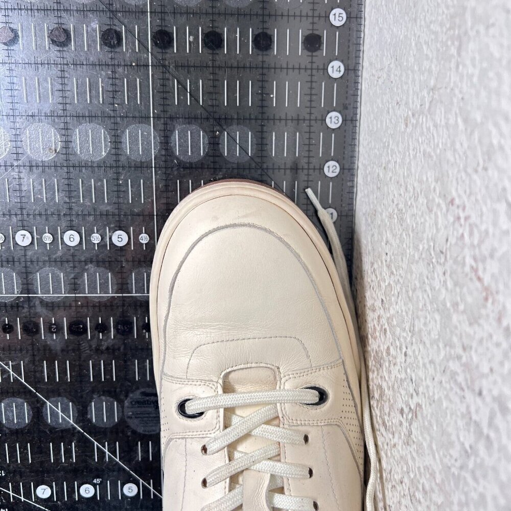 Duke & Dexter Men Size 10 Cream Ivory Perforated Leather Sneaker - Picture 16 of 16